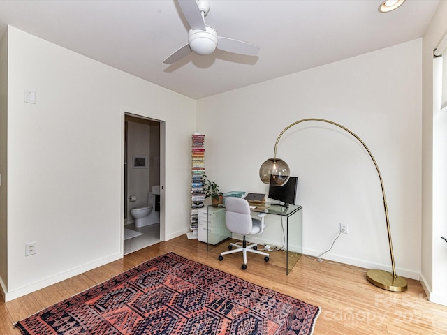 314 Viburnum Way Ct, Charlotte, NC 28208 - home office with wood finished floors, a ceiling fan, and baseboards