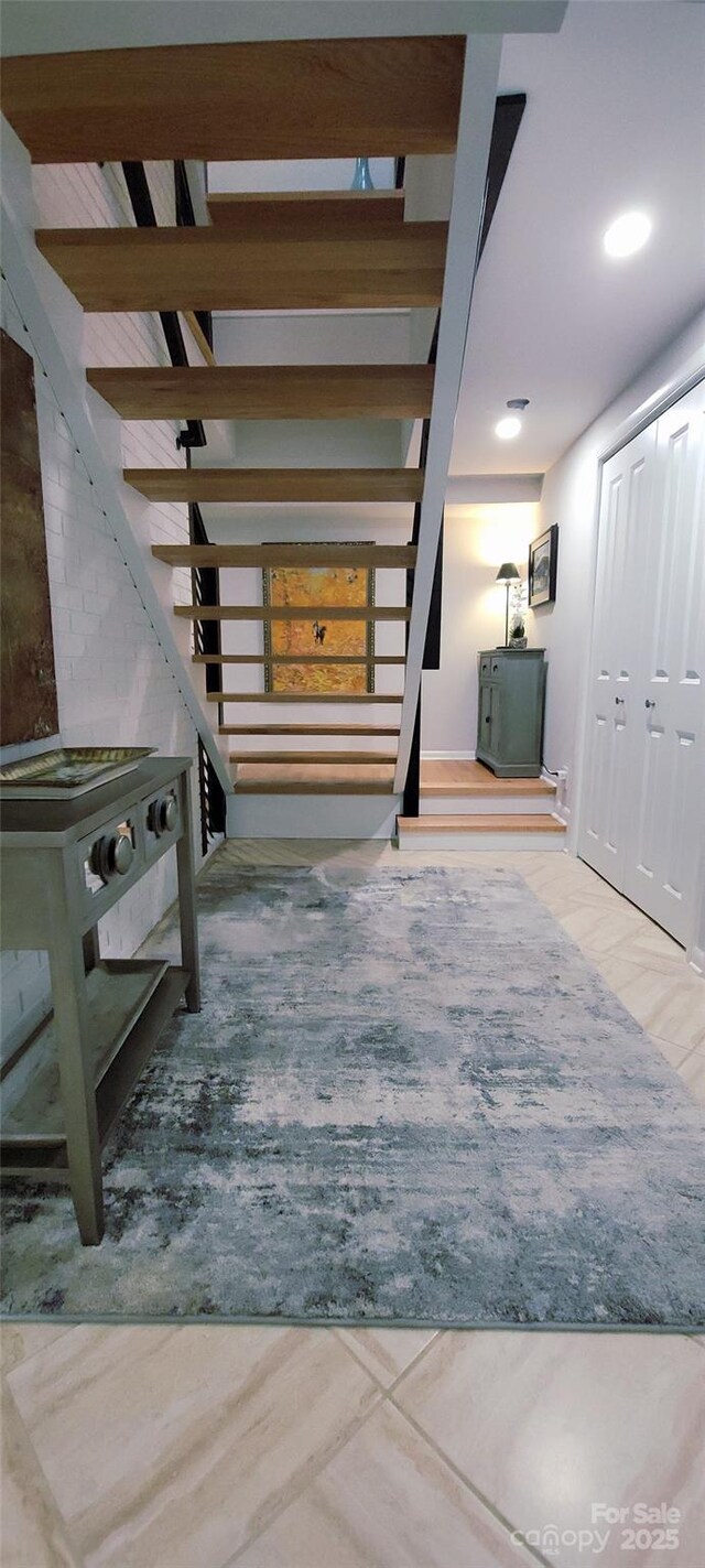 308 Woodfield Dr, Asheville, NC 28803 - interior space