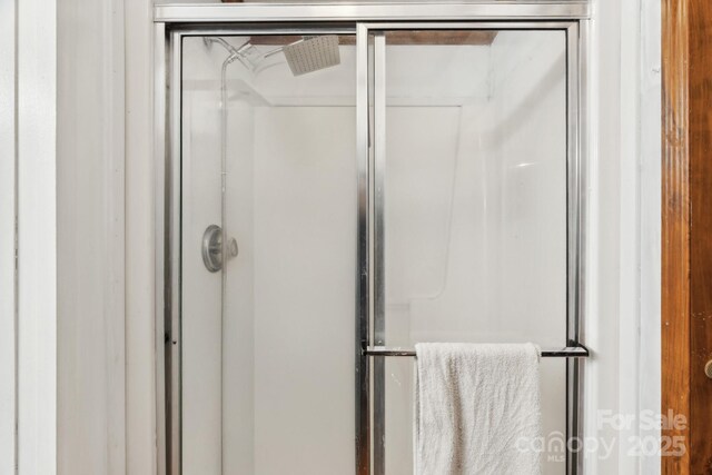 1007 W Cabaniss Rd, Shelby, NC 28150 - bathroom with a stall shower