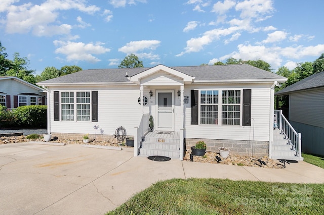 161 Badin Lake Cir, New London, NC 28127 - view of front of house