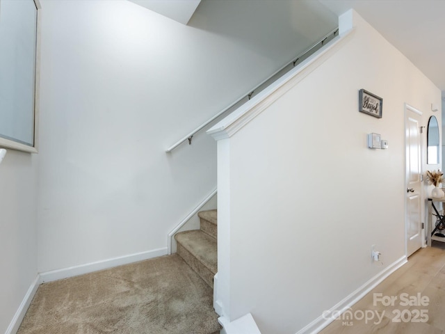 13422 Calloway Glen Dr, Charlotte, NC 28273 - staircase with baseboards