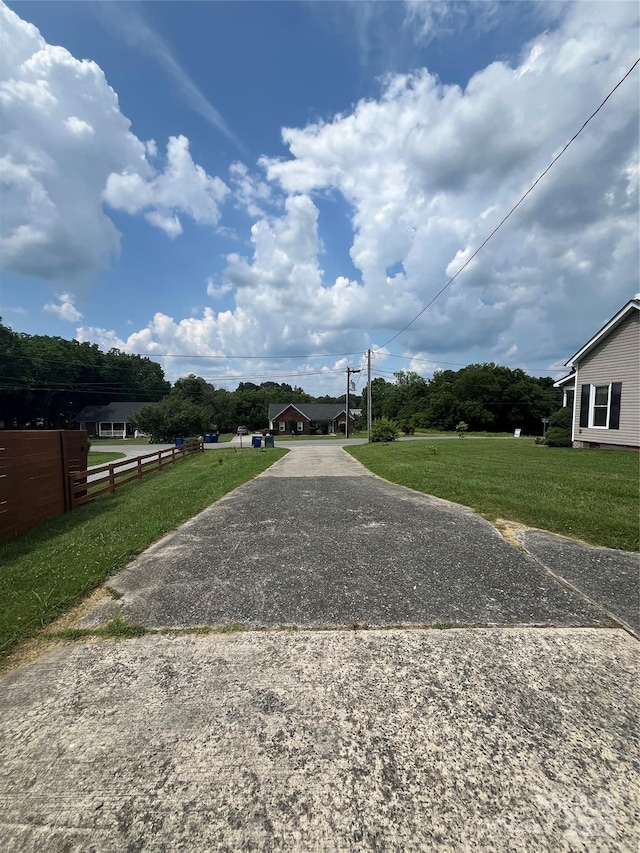 8720 Lee St, Mount Pleasant, NC 28124 - view of concrete surface