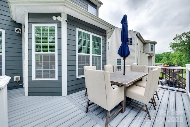 645 Brookhaven Dr, Fort Mill, SC 29708 - wooden deck with outdoor dining space