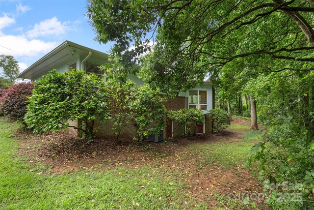 2666 Providence Dr, Gastonia, NC 28052 - view of yard