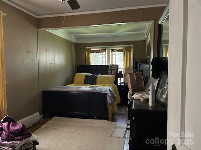 280 Walnut Ave, Spruce Pine, NC 28777 - bedroom with crown molding, baseboards, and ceiling fan