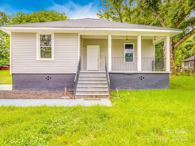2440 Myers St, Gastonia, NC 28056 - bungalow-style home featuring a porch and a shingled roof