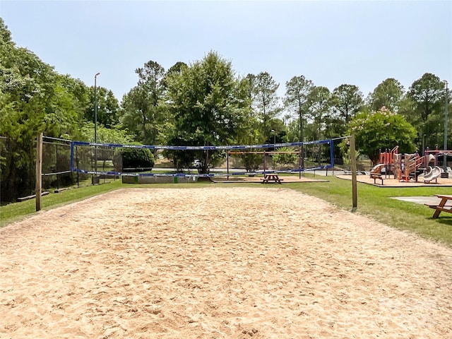 2619 Quailrush Rd, Charlotte, NC 28226 - view of community featuring volleyball court and view of scattered trees