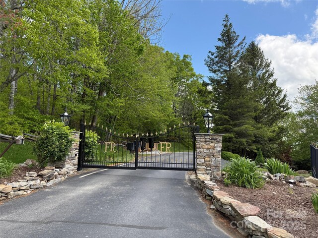 44 Fox Paw Ln, Banner Elk, NC 28604