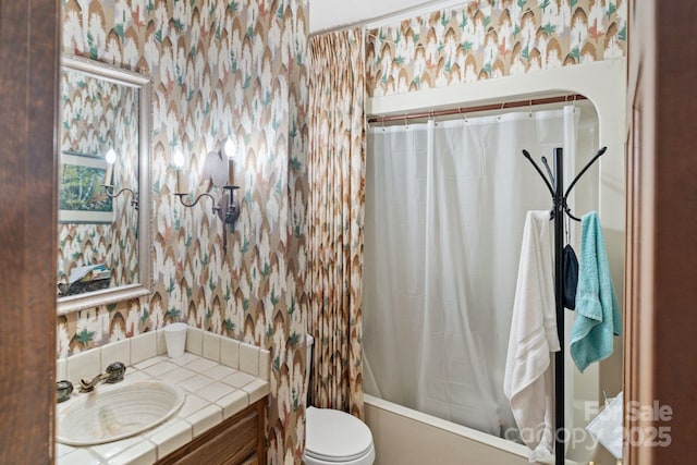 4749 16th Street Dr NE, Hickory, NC 28601