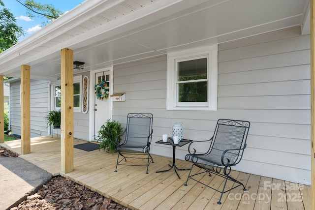 73 20th Ave SW, Hickory, NC 28602 - view of wooden terrace