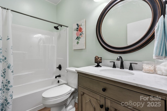 73 20th Ave SW, Hickory, NC 28602 - bathroom with vanity, shower / bathtub combination with curtain, and toilet