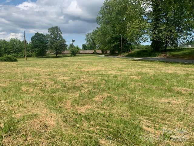 3.02AC 9th Ave E, Hendersonville, NC 28792 - photo 7