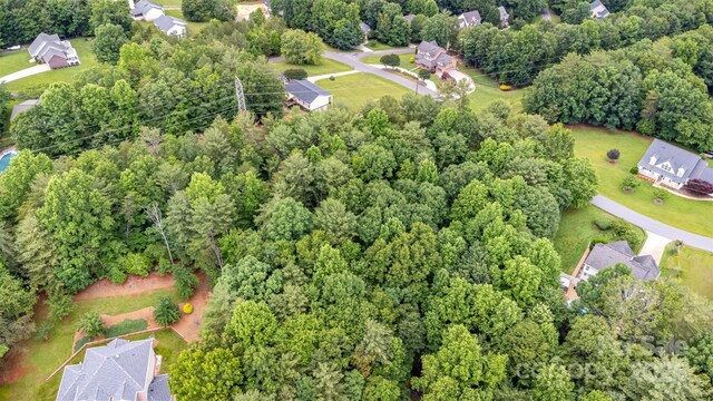 6255 Mountainside Dr, Hickory, NC 28601