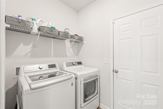 2340 Lanza Dr, Charlotte, NC 28215 - laundry room featuring washing machine and clothes dryer