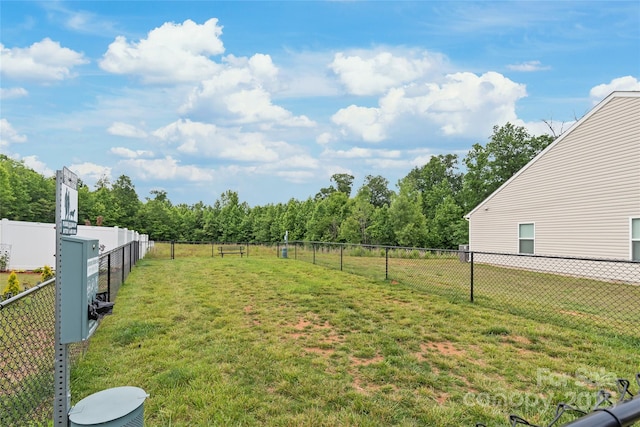2340 Lanza Dr, Charlotte, NC 28215 - view of yard