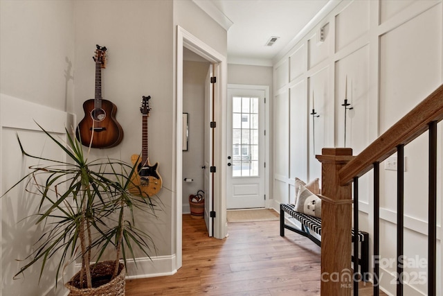 20216 Shaffer Bach Ln, Charlotte, NC 28277 - entrance foyer featuring light wood-style floors and baseboards