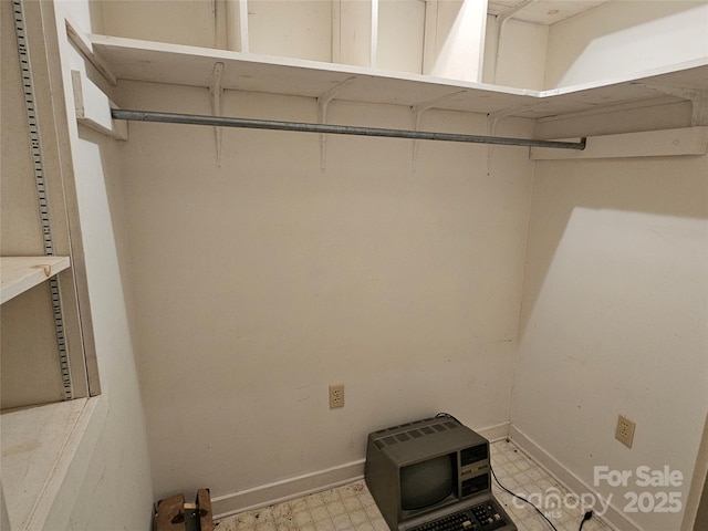 368 Settlemyre Rd, Morganton, NC 28655 - walk in closet with light floors