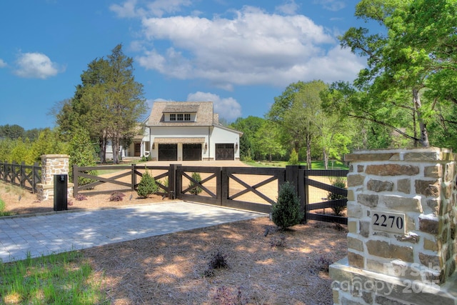 2270 New Gray Rock Rd, Fort Mill, SC 29708 - gate featuring a fenced front yard