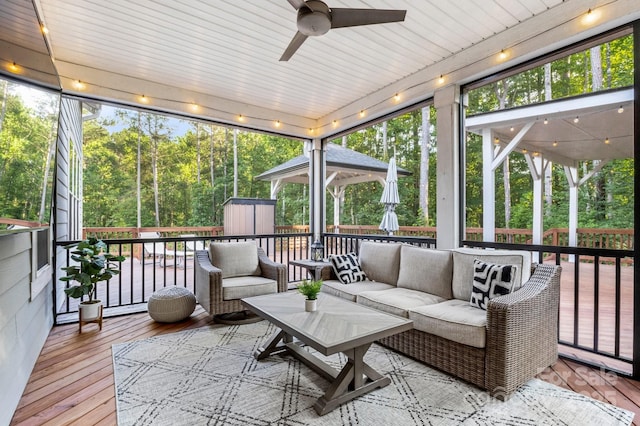 4189 Island Fox Ln, Denver, NC 28037 - sunroom featuring a ceiling fan and an outdoor hangout area