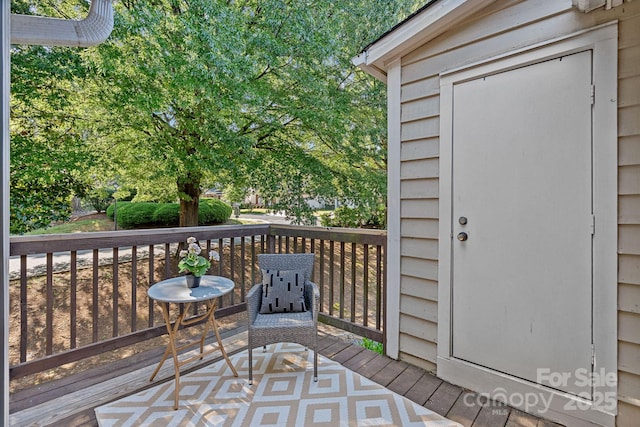3308 Selwyn Farms Ln Unit 5, Charlotte, NC 28209 - view of wooden terrace
