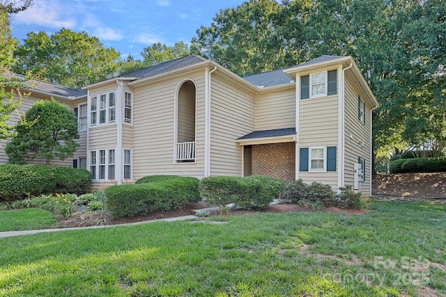 3308 Selwyn Farms Ln Unit 5, Charlotte, NC 28209 - view of front of home with a front yard