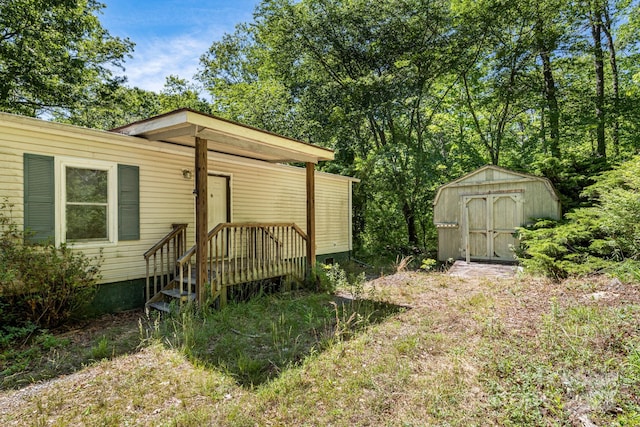 501 Deer Chase Cir, Cedar Mountain, NC 28718 - view of yard