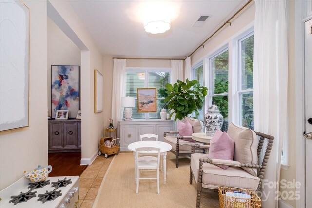 4323 Bright Rd, Charlotte, NC 28214 - sitting room featuring tile patterned flooring