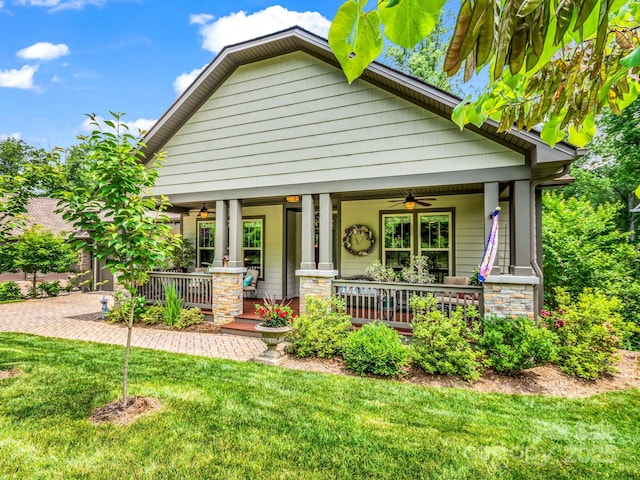 26 Balsam High Rd, Biltmore Lake, NC 28715 - craftsman house featuring ceiling fan, covered porch, and a front yard