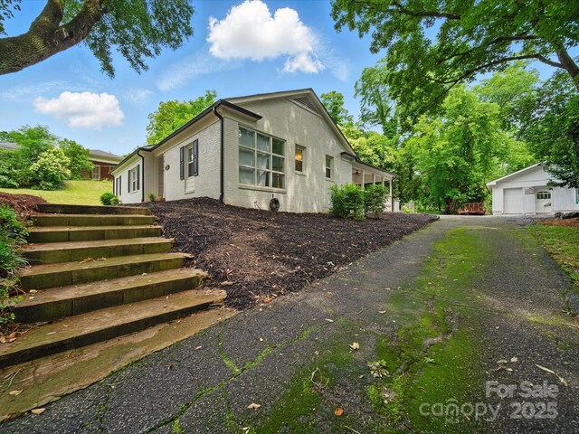 419 Wade St, Wadesboro, NC 28170 - photo 6
