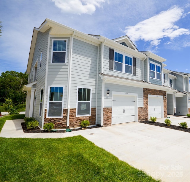 334 Creekview Rd, Hendersonville, NC 28792 - photo 2