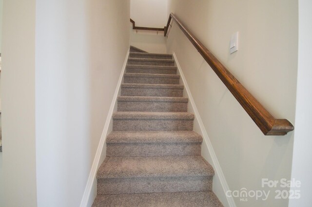 334 Creekview Rd, Hendersonville, NC 28792 - photo 11