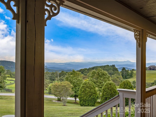 4575 Bearwallow Mountain Rd, Hendersonville, NC 28792 - photo 7