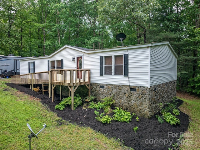 6903 Knottywood Ln Unit 21, Vale, NC 28168 - manufactured / mobile home featuring a deck and crawl space