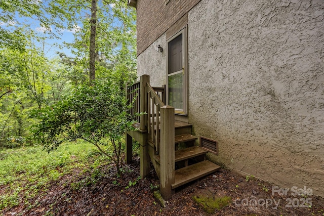 206 Pine Knot Trl, Hendersonville, NC 28739 - view of stairway
