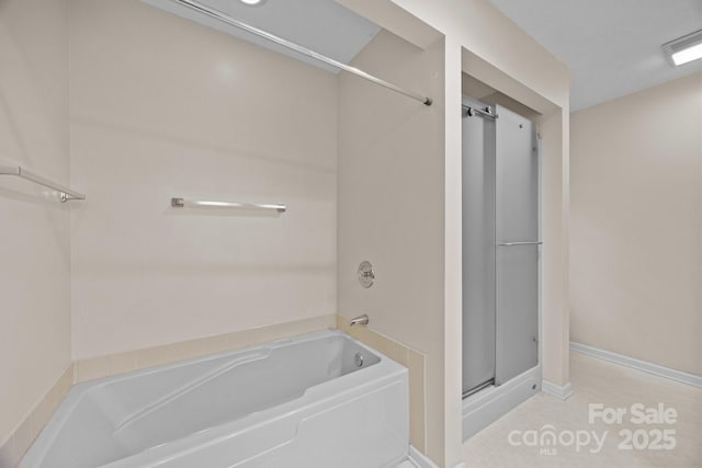 206 Pine Knot Trl, Hendersonville, NC 28739 - full bath with a bath, a shower, and baseboards