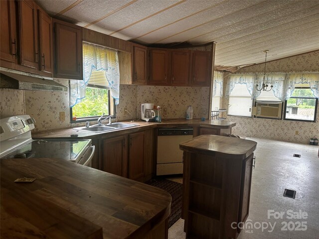 731 Pigeon Roost Rd, Green Mountain, NC 28740 - photo 5