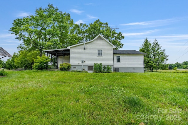 956 Stony Point Rd, Kings Mountain, NC 28086 - rear view of property with crawl space and central AC