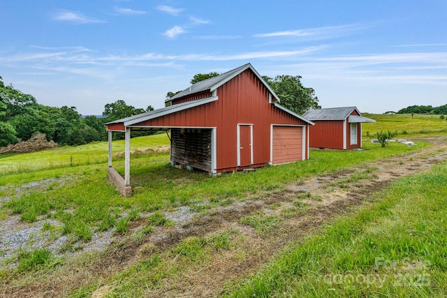 956 Stony Point Rd, Kings Mountain, NC 28086 - view of pole building with driveway