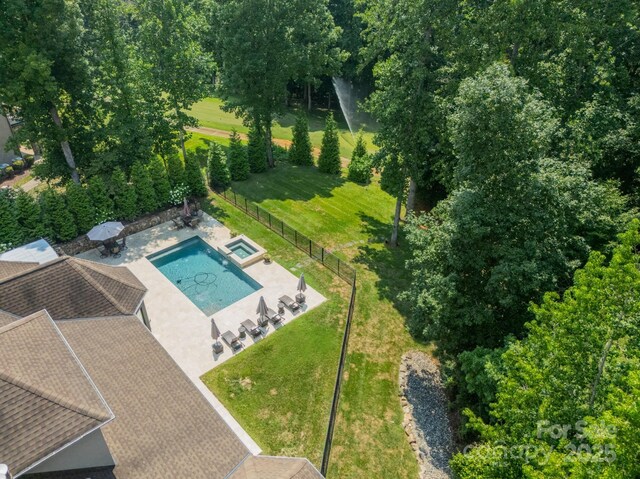1032 Seminole Dr, Waxhaw, NC 28173 - aerial view of a pool