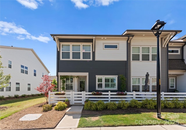 5481 Comiskey Aly, Kannapolis, NC 28081 - view of front of home with a fenced front yard