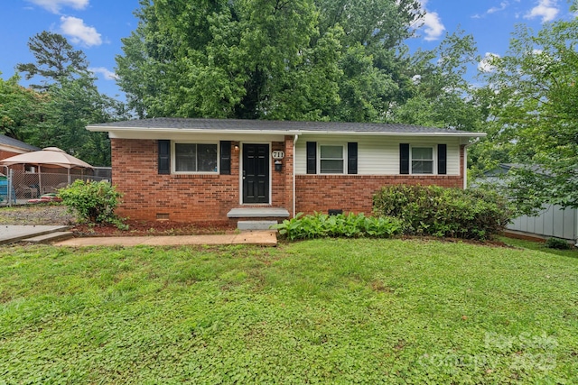 711 September Ln, Charlotte, NC 28208 - ranch-style home featuring crawl space and brick siding