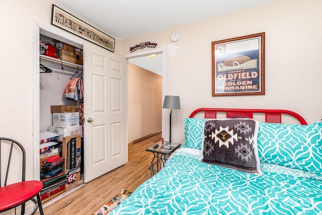 2210 Joes Lake Rd, Shelby, NC 28152 - bedroom with wood finished floors and a closet