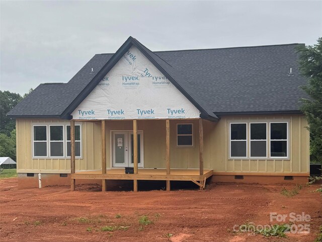 2589 Polo Ln, Maiden, NC 28650 - view of front facade featuring crawl space, roof with shingles, and board and batten siding