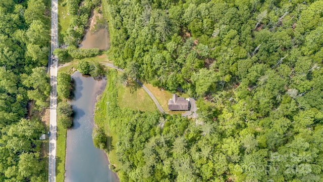 2763 Crabtree Rd, Spruce Pine, NC 28777 - aerial overview of property's location featuring a large body of water