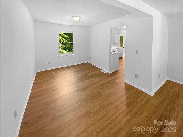 7737 Batavia Ln, Charlotte, NC 28213 - photo 8