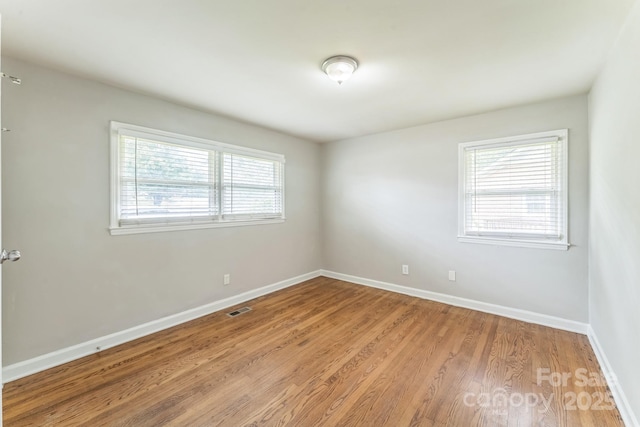 1631 Vancouver Dr, Charlotte, NC 28213 - photo 24