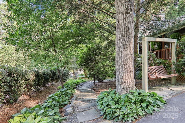 123 Brandymill Loop, Etowah, NC 28729 - view of yard