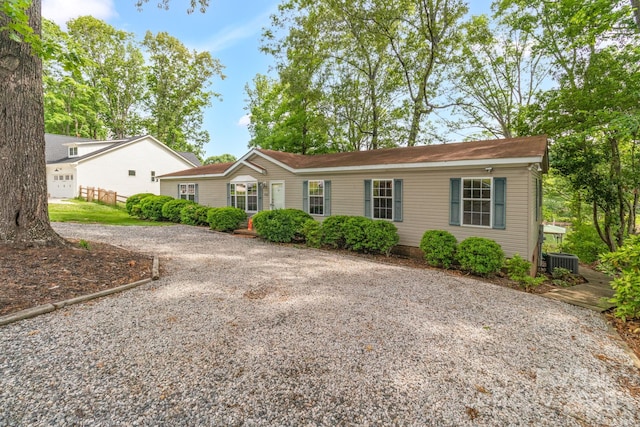 7232 Executive Cir, Denver, NC 28037 - view of front of house with driveway and central AC unit