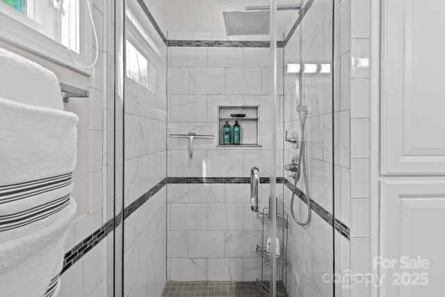 1525 Valhalla Dr, Denver, NC 28037 - full bath with healthy amount of natural light and a stall shower