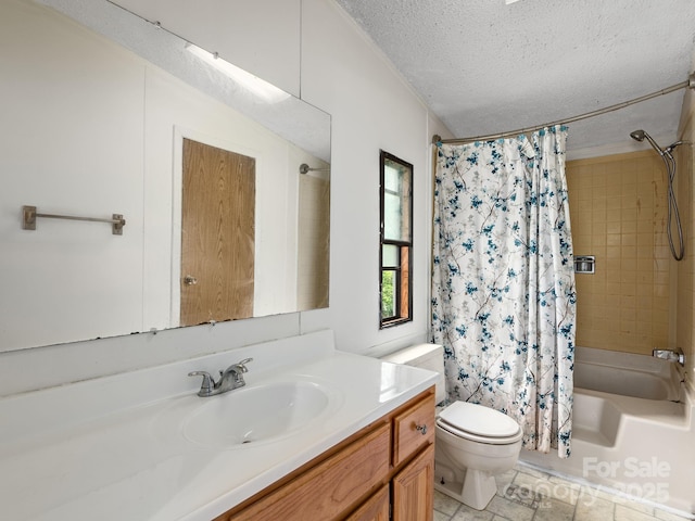 32 Lake Eden Cir, Black Mountain, NC 28711 - bathroom featuring a textured ceiling, vanity, and shower / bath combo with shower curtain